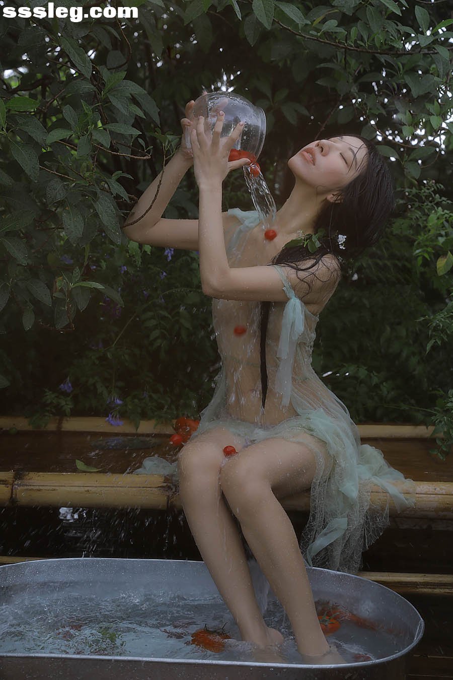 01.jpg