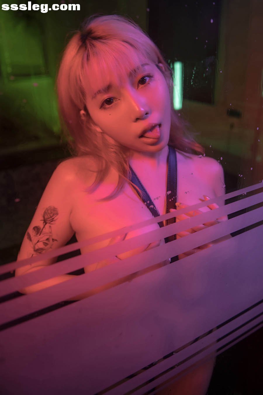 105.jpg