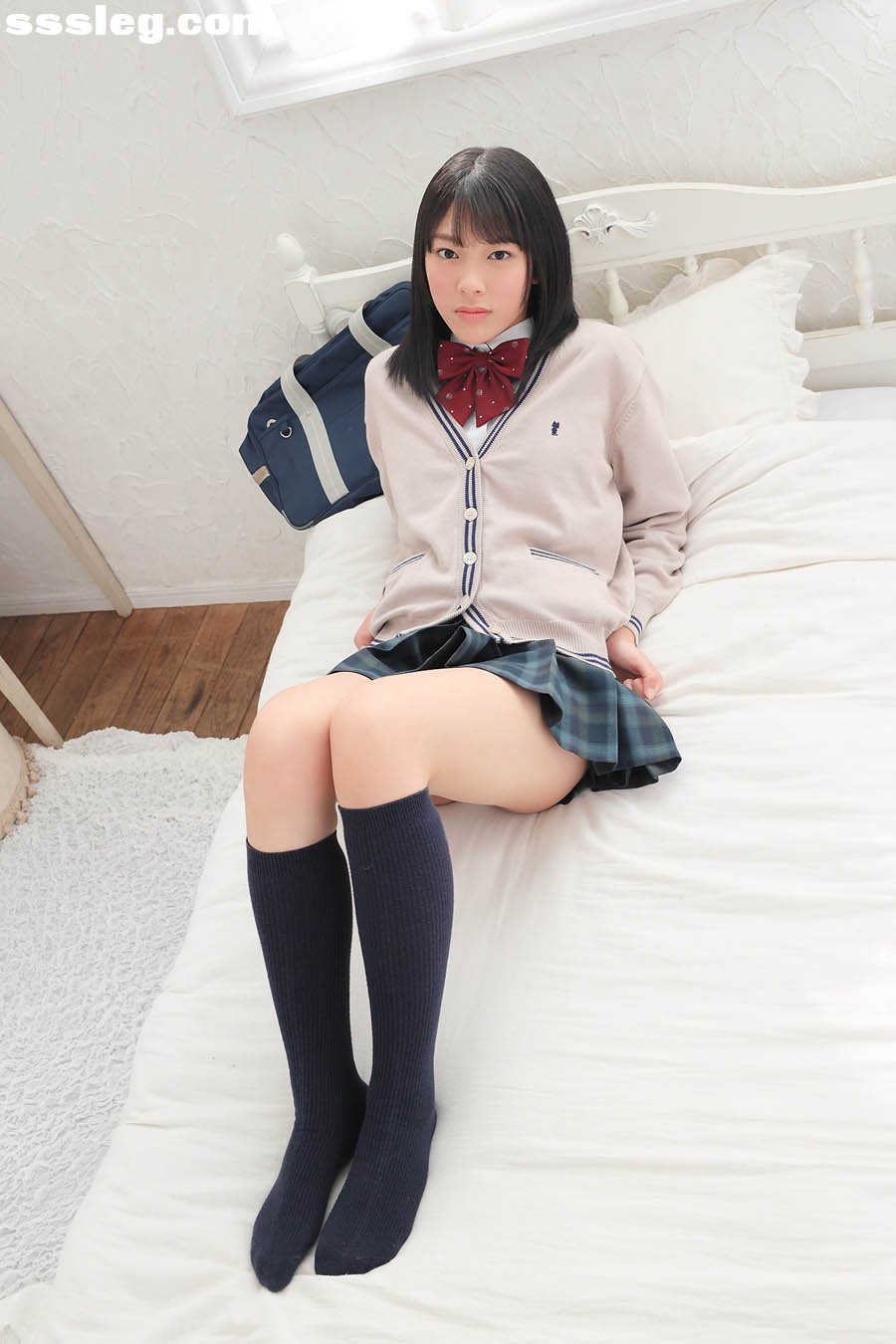 p_eyu2_01_012.jpg