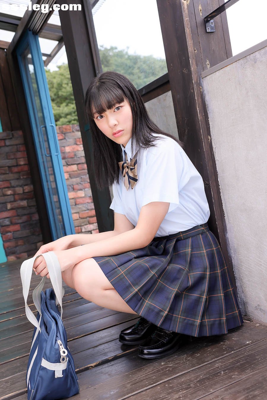 p_eyu3_01_018.jpg