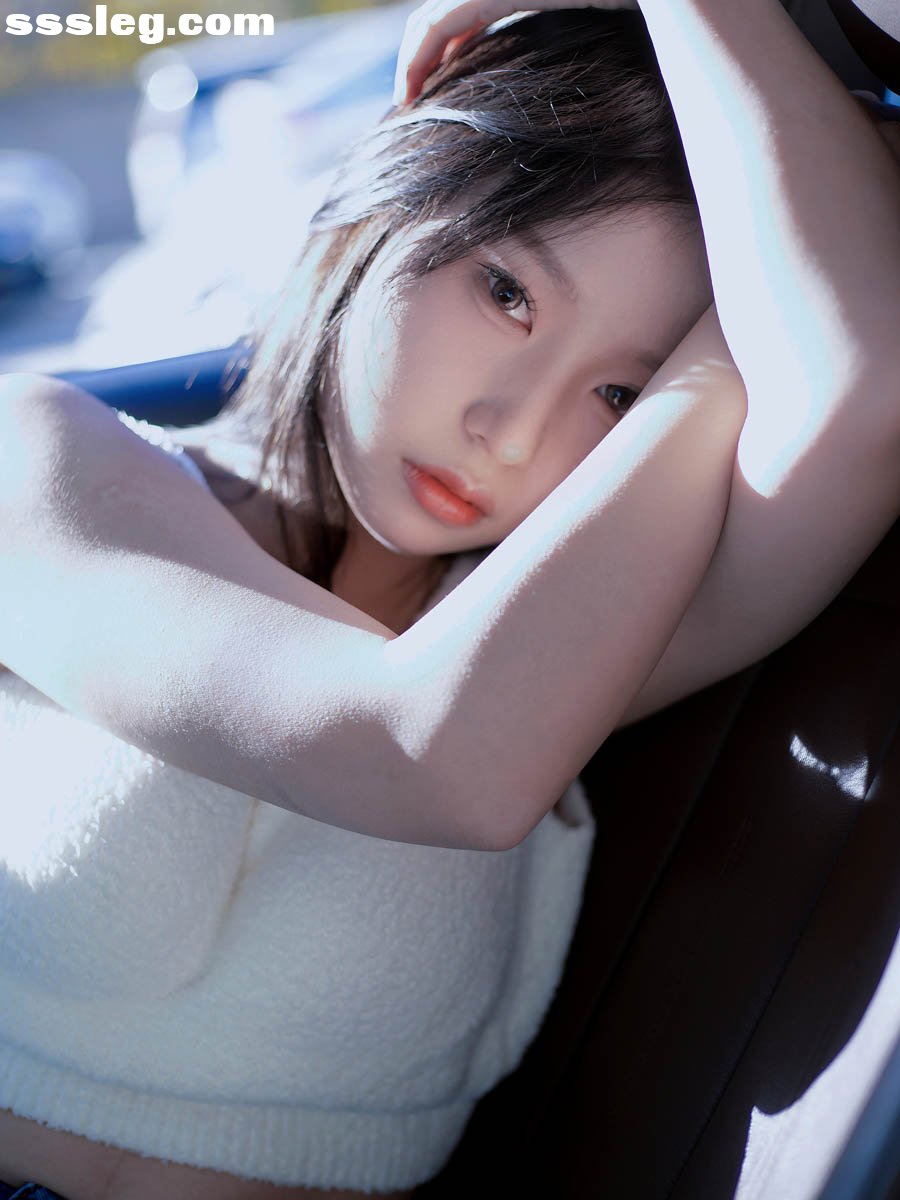 01.jpg