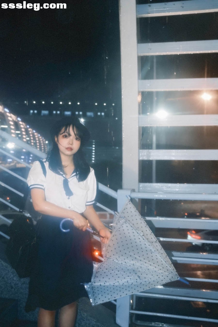 01.jpg