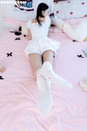 物恋传媒 No.2671 沉香 白棉袜[150P+1V4.25G]