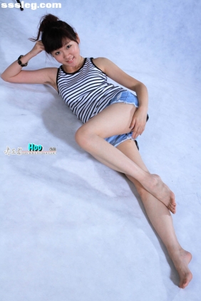 [赤足者] 小艳 长腿玉足[90P346M]