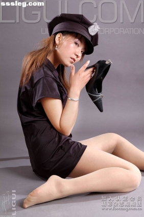 [Ligui丽柜]2007.04.26 英子