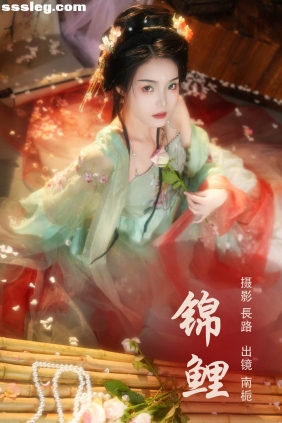 [YITUYU艺图语]2023.09.10 锦鲤 南栀[19P228M]