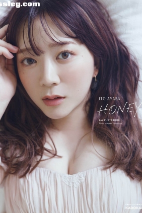 伊藤彩沙 HONEY[135P130M]