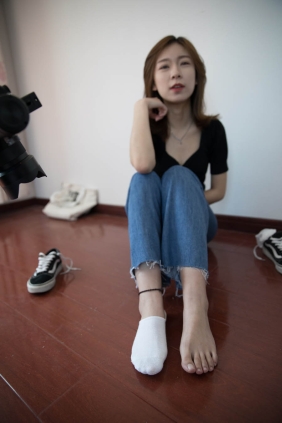 物恋传媒 No.361 婷婷-鱼与雨[142P+1V6.00G]