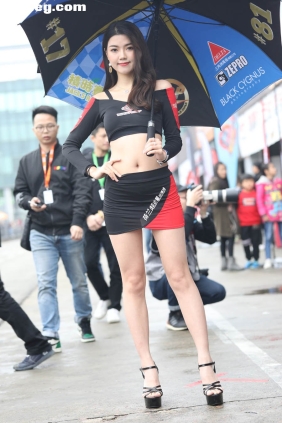街拍作品 红黑套装裙[211P+7V6.11G]