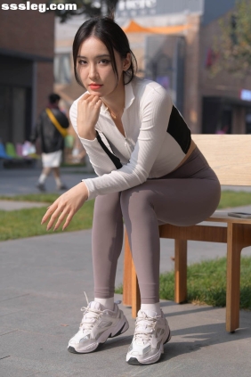 一始街拍作品 冰咖啡[701P14.3G]