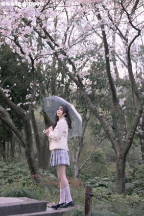 [YITUYU艺图语]2025.06.03 樱花树下的少女 刺青师豆芽[24P178M]