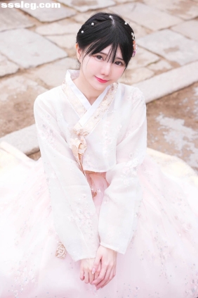 Sally Dorasnow New Year Hanbok[20P302M]
